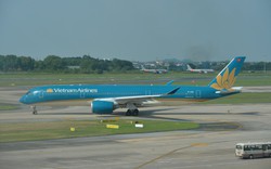Hãng hàng không quốc gia Việt Nam hủy và thay đổi giờ bay do ảnh hưởng của bão Sơn Ca
