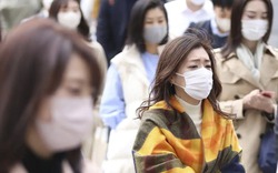 Thị trưởng Tokyo: Hãy mặc áo cổ lọ để tiết kiệm điện