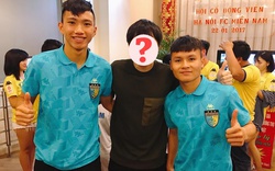 Sao nam có ước mơ đá bóng, thân thiết với dàn cầu thủ Việt Nam giờ sự nghiệp và cuộc sống ra sao? 