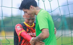 Cầu thủ Hà Nội FC vui mừng khi gặp lại các đồng đội ở đội tuyển Việt Nam