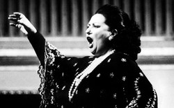 Monserrat Caballe: Huyền thoại Opera có cân nặng đồ sộ nhưng giọng hát đẹp như mơ