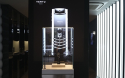 Mục sở thị cửa hàng Vertu chính hãng tại TP.HCM: Ấn tượng với không gian trải nghiệm đầy mê hoặc!