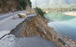 Ảnh: Đường 700 tỷ ở Đà Nẵng chưa hoàn thiện đã nứt toác, sạt lở vì mưa lũ
