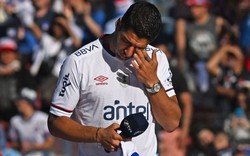 Luis Suarez bật khóc khi chia tay đội bóng thuở niên thiếu