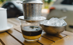 Cà phê Việt: Từ thức uống 