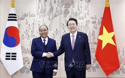 Lễ đón Chủ tịch nước Nguyễn Xuân Phúc thăm cấp Nhà nước tới Hàn Quốc