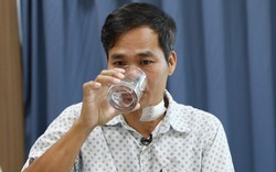 Uống nhầm chai hóa chất vì tưởng là nước, người đàn ông bị bỏng thực quản