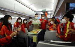 Chuyên cơ đặc biệt của Bamboo Airways đón những “cô gái vàng” của Đội tuyển bóng đá nữ Việt Nam về nước