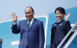 Chủ tịch nước và Phu nhân lên đường thăm Singapore