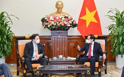 Đại sứ Mỹ Marc Knapper ấn tượng trước sự phát triển vượt bậc của Việt Nam