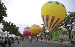 Đà Nẵng: Rực rỡ sắc màu ngày hội khinh khí cầu 