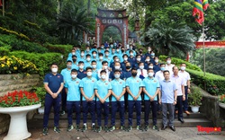 Đội tuyển U23 Việt Nam dâng hương tưởng niệm các Vua Hùng