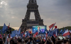 Hậu chiến thắng của Macron: Pháp và châu Âu chưa hết nguy cơ