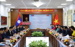 Bộ trưởng Nguyễn Văn Hùng hội đàm với Bộ trưởng Bộ Thông tin, Văn hoá và Du lịch Lào 