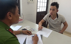 Bắt nam thanh niên đón xe taxi đi bán ma túy