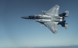 Vượt trội hơn cả F-22 và F-35: Đây là máy bay chiến đấu ‘phi thường’?