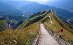 Ở Quảng Ninh  có một vùng núi cheo leo, được mệnh danh là 1 trong những nơi khó đi nhất Việt Nam