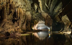 Thúc đẩy hợp tác phát triển du lịch hang động Việt - Lào