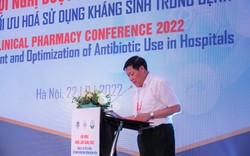 Thứ trưởng Bộ Y tế cảnh báo hệ lụy của việc tự ý dùng thuốc kháng sinh