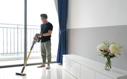 Trải nghiệm nhanh Dyson V15 Detect Absolute: Một chiếc máy hút bụi khiến bất kỳ người đàn ông nào cũng muốn làm việc nhà
