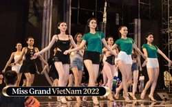 Tổng duyệt chung khảo Miss Grand Việt Nam, các thí sinh lộ diện trên sân khấu hoành tráng
