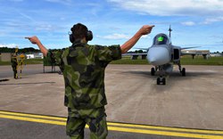 Tướng Mỹ khen ngợi kỹ năng 'bậc thầy' của Không quân Thụy Điển
