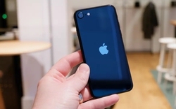 Hủy bỏ iPhone SE 4, Apple có kế hoạch nào khác cho smartphone giá rẻ?