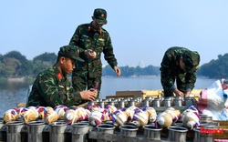 Hà Nội: Cận cảnh lắp đặt trận địa pháo hoa phục vụ đêm Giao thừa