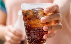 Điều gì xảy ra với cơ thể khi bạn uống soda mỗi ngày?