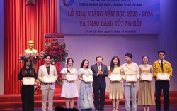 Thứ trưởng Tạ Quang Đông: Mong muốn các tân sinh viên phải phấn đấu học tập, rèn luyện thật tốt để trở thành những tài năng nghệ thuật của đất nước