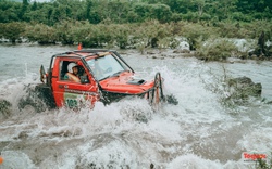 RFC Việt Nam – Quảng Bình 2023: Các tay đua hào hứng với những con suối mùa lũ