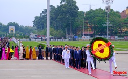 Lãnh đạo Đảng, Nhà nước và Đại biểu Quốc hội viếng Chủ tịch Hồ Chí Minh trước khai mạc Kỳ 6 Quốc hội khóa XV