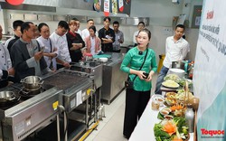 Đà Nẵng: Tập huấn chế biến chuẩn vị món ăn vùng miền phục vụ khách du lịch 
