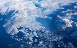 Sông băng ở Greenland tan chảy đe dọa mực nước biển dâng đáng kể