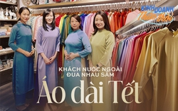 Nhiều cửa hàng may đo áo dài Tết năm nay “kín lịch” trước dịp lễ Giáng Sinh, khách Hàn, Nhật đặt đơn liên tục