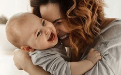 Để trẻ tự tin phát triển, mẹ sửa đổi hoàn toàn những câu so sánh "cửa miệng"
