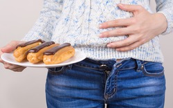 Không chỉ tăng cân, đây là những nguy cơ bạn phải đối mặt khi ăn quá nhiều chất béo