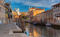 Có hẹn ở khu phố Dorsoduro, Venice (Italy)