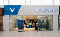 Vinfast khai trương cửa hàng đầu tiên tại Vancouver, Canada