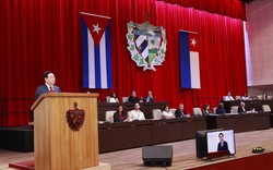 Chủ tịch Quốc hội Vương Đình Huệ là nhà lãnh đạo nước ngoài đầu tiên phát biểu trước Quốc hội Cuba