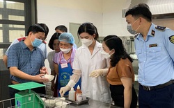 Hà Nội tăng cường 4 đoàn liên ngành kiểm tra các cơ sở ăn uống trong tháng an toàn thực phẩm