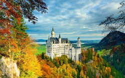 Những tòa lâu đài đẹp nhất trên thế giới