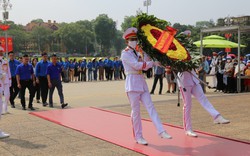ĐTN Bộ phối hợp với các đơn vị thuộc Đoàn Khối các CQTW tổ chức buổi sinh hoạt chính trị Kỷ niệm 133 năm Ngày sinh Chủ tịch Hồ Chí Minh