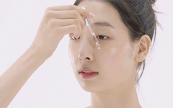 Chuyên gia da liễu khuyên bạn bổ sung các thành phần này vào serum: Chống già, ngừa mụn lại giữ ẩm tốt