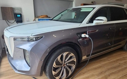 Mới đi 5.000km đã bán xe, chủ Hongqi E-HS9 chia sẻ: ‘Rẻ hẳn 1 tỷ đồng’