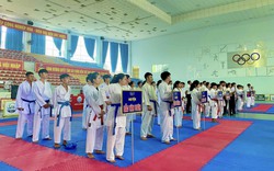 Hơn 100 vận động viên tranh tài tại giải vô địch karate Bình Dương 2023