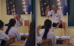 Xúc động đoạn video thầy giáo già lau nước mắt trong tiết dạy cuối cùng