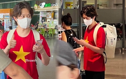 Heechul (Super Junior) mặc áo quốc kỳ Việt Nam, bất ngờ có mặt tại sân bay Tân Sơn Nhất