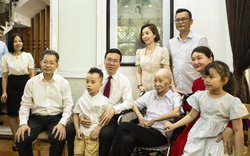 Chủ tịch nước Võ Văn Thưởng thăm gia đình văn hóa tiêu biểu tại Đà Nẵng