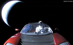 Sau 5 năm được Elon Musk phóng vào vũ trụ, số phận chiếc xe điện Tesla giờ ra sao?